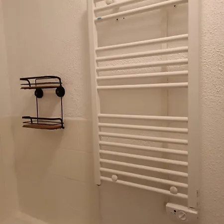 Avec Balcon, 1 Piece, 4 Personnes Uvernet